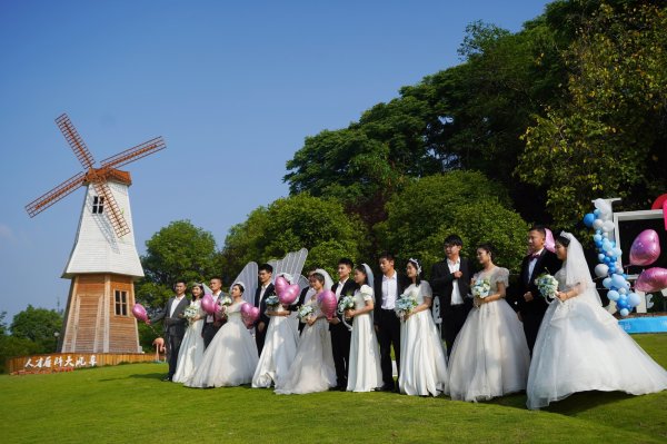 宏融信 古堡婚书、儒家礼乐、山水之约 内江七夕青年集体婚礼启动招募​
